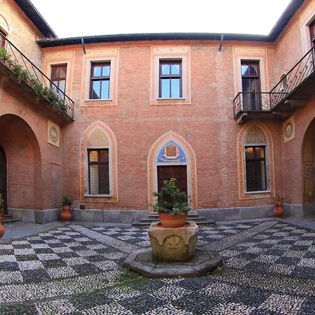 Il Castello Di San Gaudenzio מלון 4*