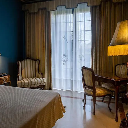 Il Castello Di San Gaudenzio 4* צ'רבזינה