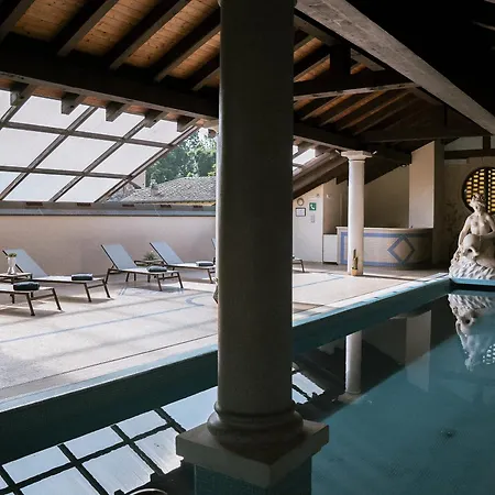 Il Castello Di San Gaudenzio מלון 4*