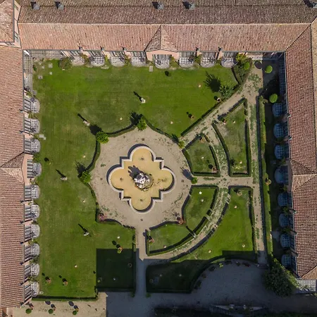 מלון Il Castello Di San Gaudenzio 4*