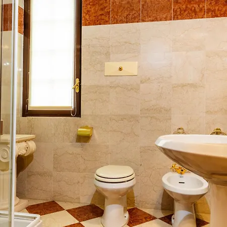 Hotel Il Castello Di San Gaudenzio 4*