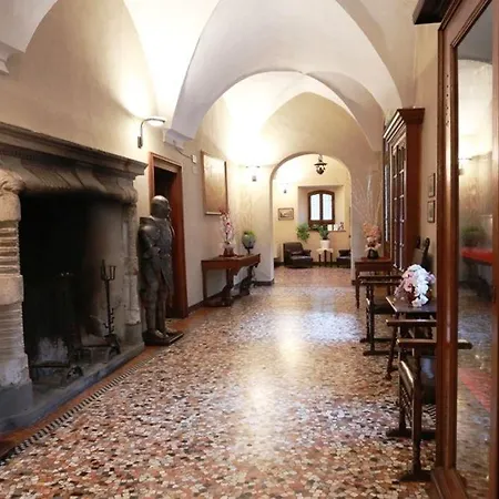 Il Castello Di San Gaudenzio 4* צ'רבזינה